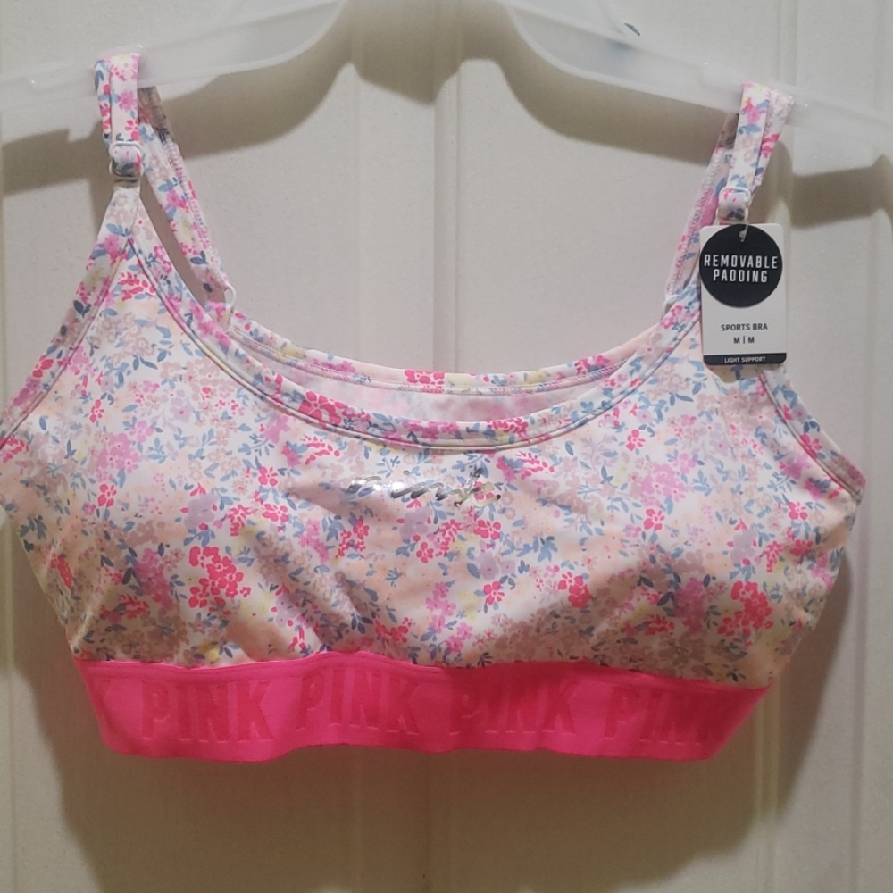 NWT - Women Victoria Secret Sports Bra